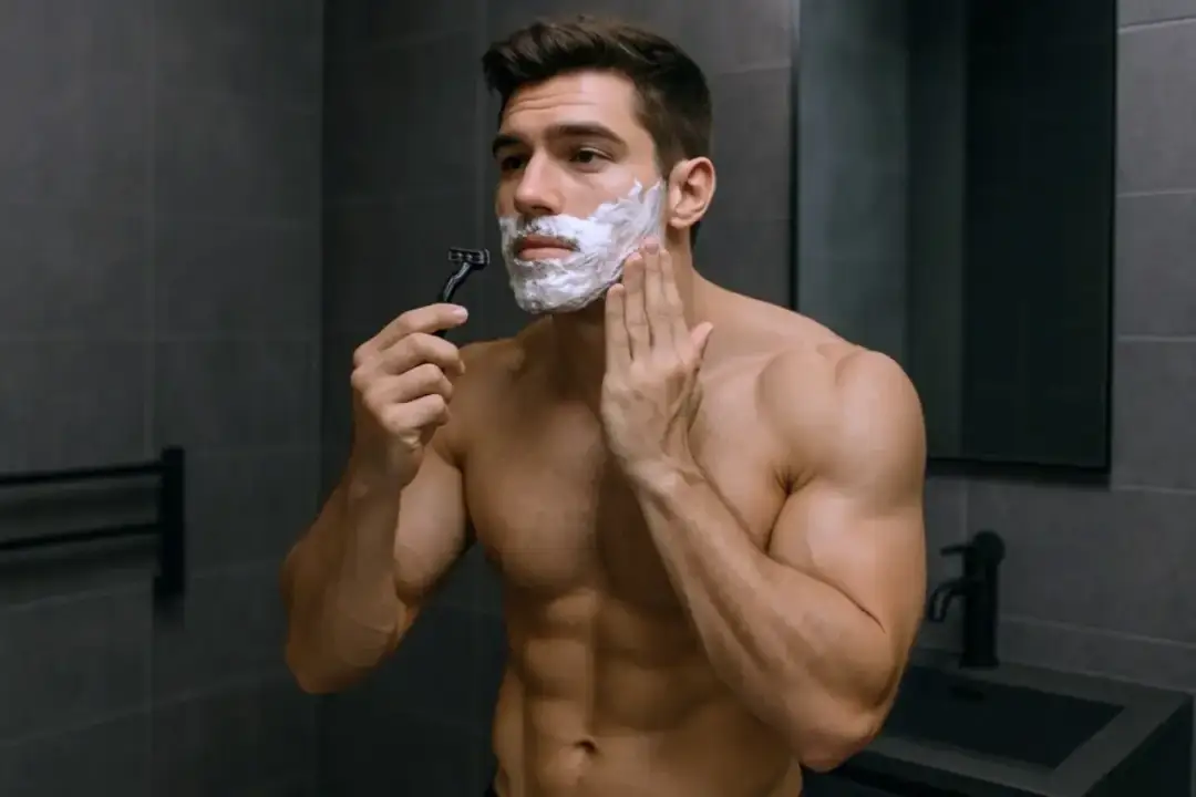 Jaki balsam po goleniu wybrać, aby uniknąć podrażnień skóry?