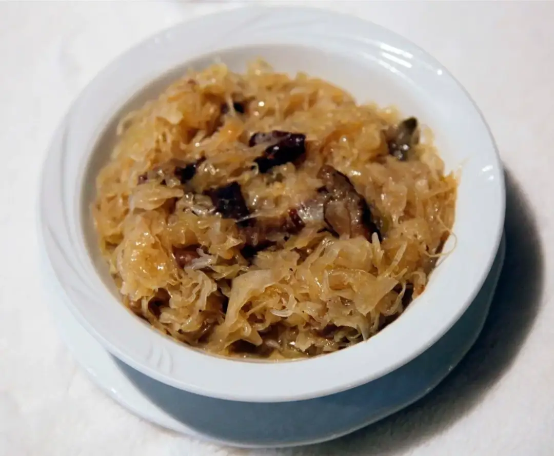 Tajemnica doskonałych pierogów z kapustą i grzybami według przepisu Magdy Gessler