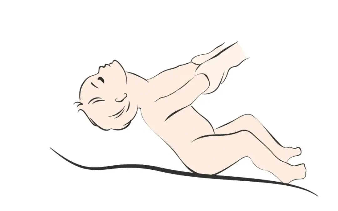 Jak ćwiczyć z niemowlakiem z napięciem mięśniowym, aby złagodzić napięcie