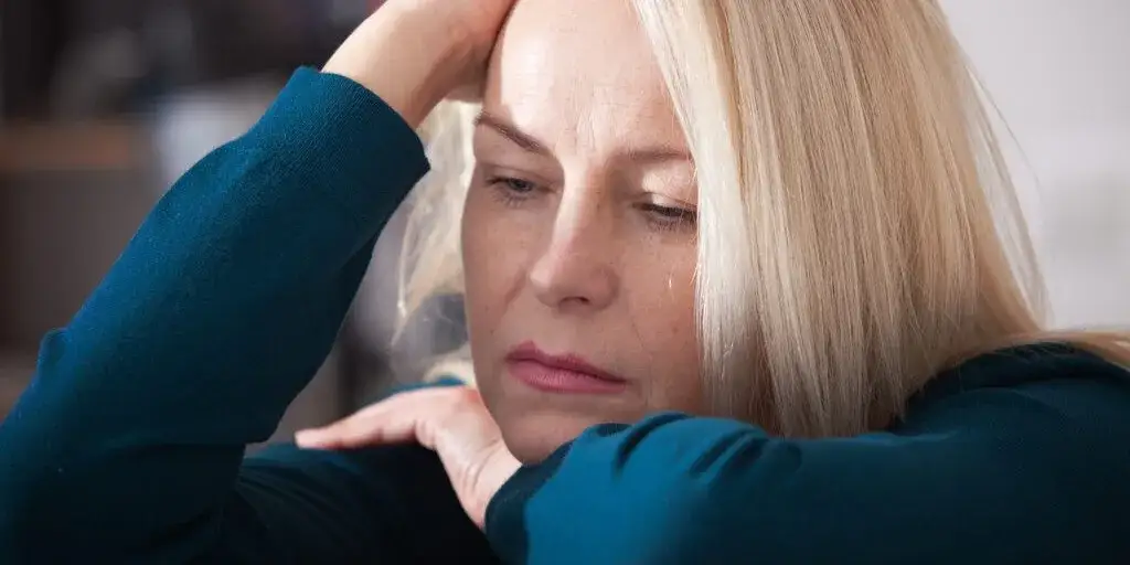 Depresja lękowa: zaskakujące objawy somatyczne, które musisz znać