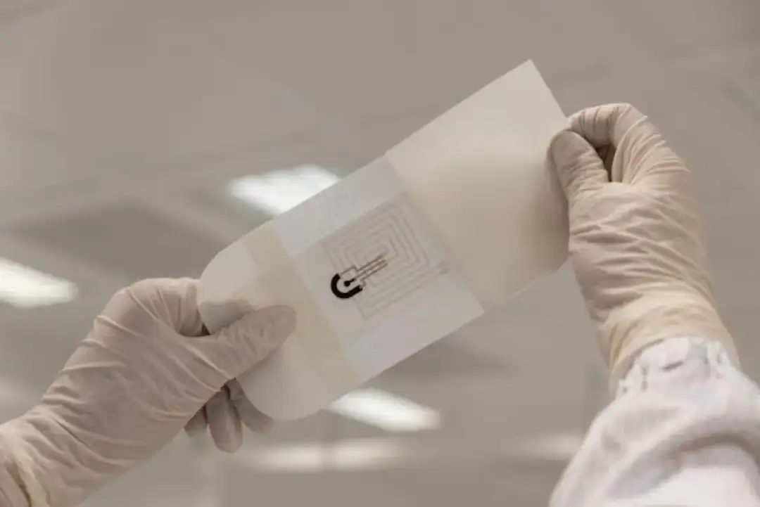 Plaster żelowy: Rewolucja w leczeniu czy to chwyt marketingowy?