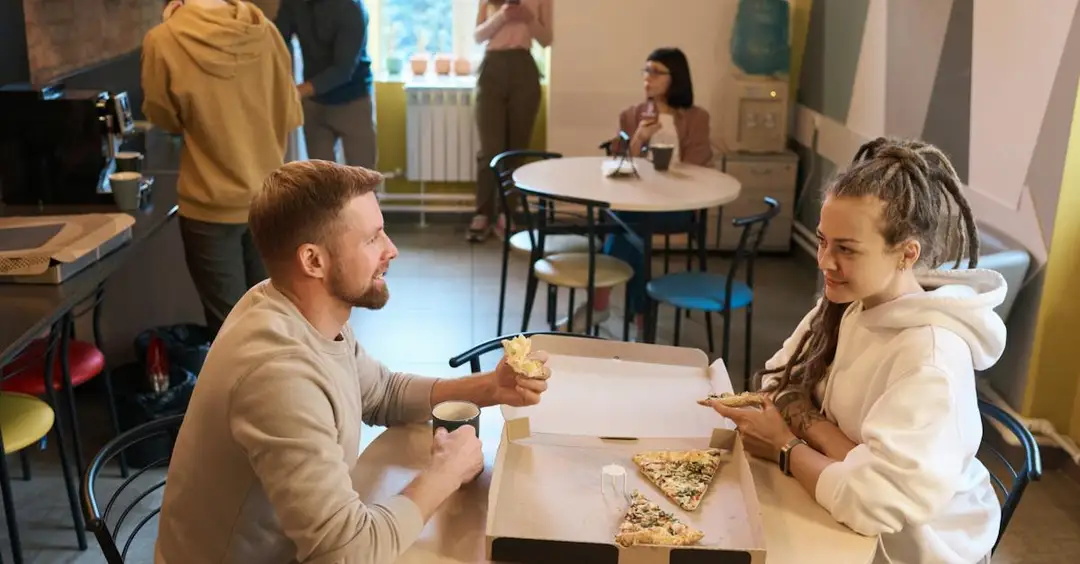 Przekąski na imprezę - 33 pomysły na pyszne i szybkie przekąski