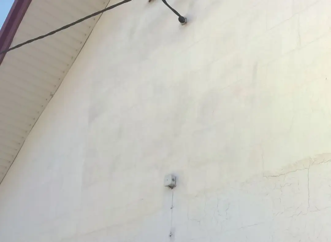 Kiedy wykonać elewację po tynkach, aby uniknąć błędów i uszkodzeń? Praktyczne porady