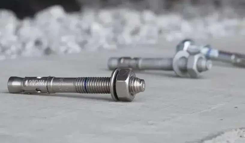 Kotwa nierdzewna: Jak uniknąć najczęstszych błędów przy montażu