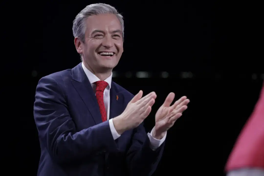 Biedroń jaka partia? Odkryj, z jaką partią jest związany lider Nowej Lewicy