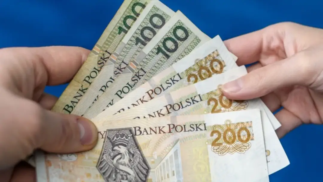 Ile można dać dziecku pieniędzy bez podatku? Sprawdź limity darowizn