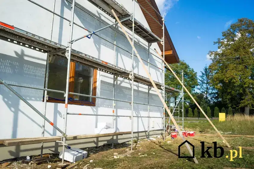 Ile kosztuje metr ocieplenia budynku 2026? Cennik i dotacje