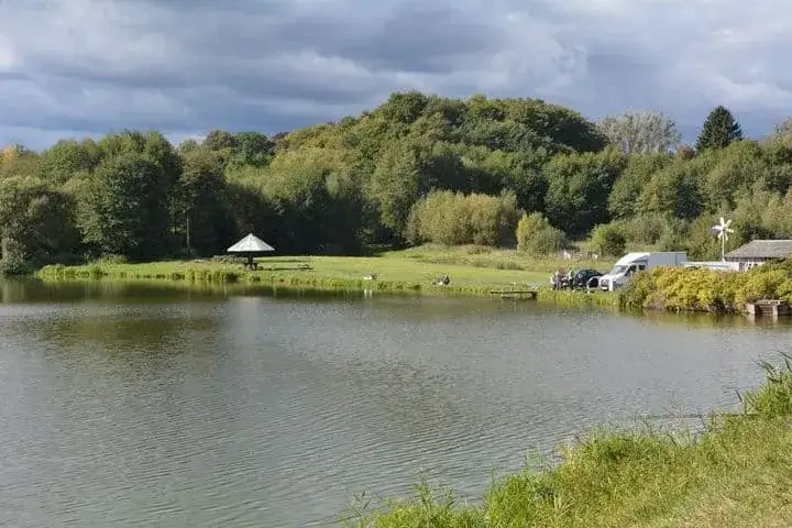 Łowisko Bobolice - najlepsze miejsca na ryby i rezerwacje bez stresu