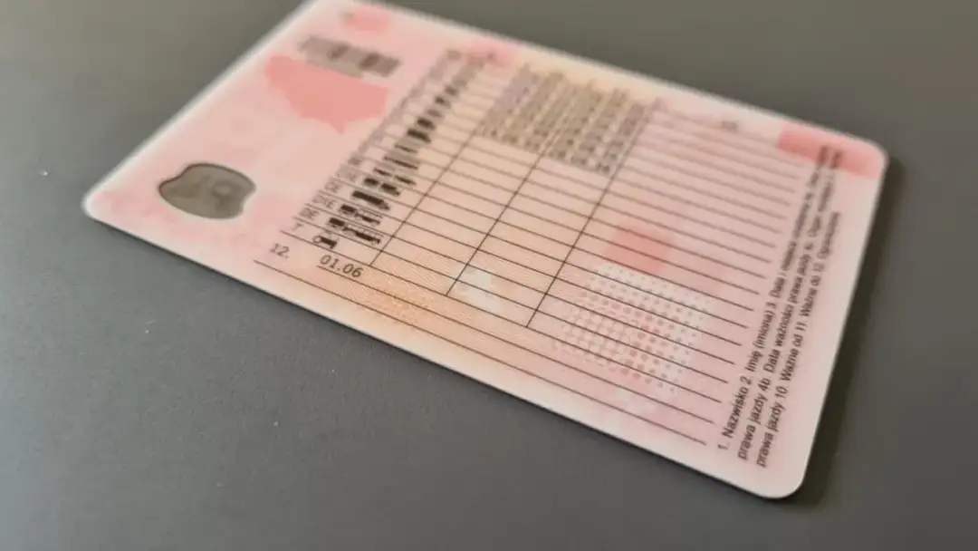 Czy prawo jazdy bezterminowe trzeba wymieniać? Oto co musisz wiedzieć