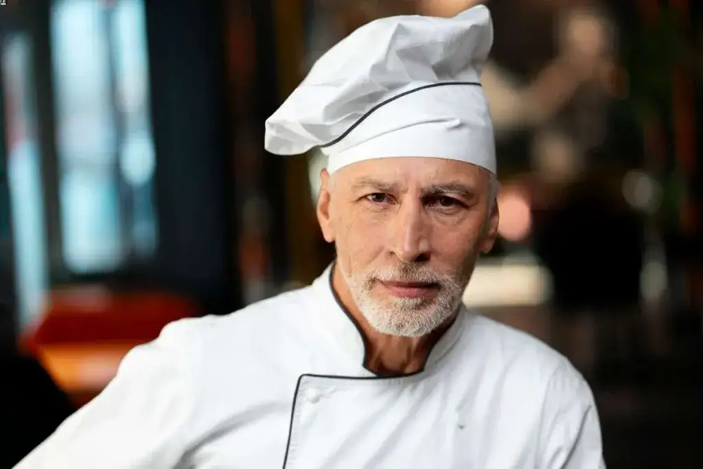 Szef kuchni: synonimy, hierarchia i rola w brygadzie