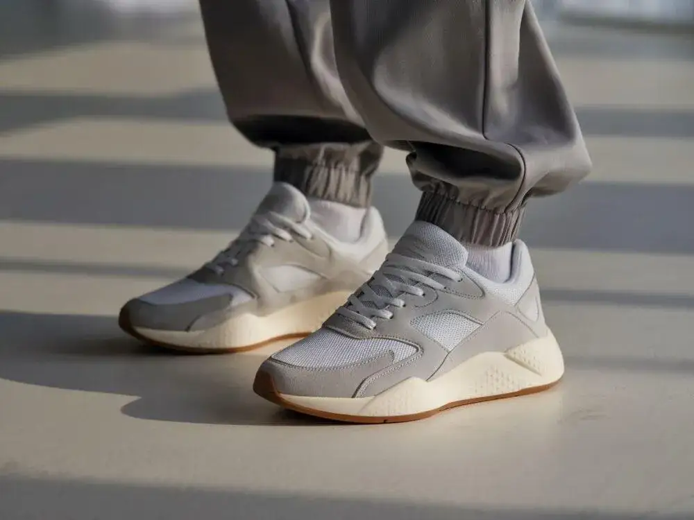 Jakie buty do eleganckiego dresu – idealne połączenie stylu i komfortu Jakie buty do eleganckiego dresu – idealne połączenie stylu i komfortu