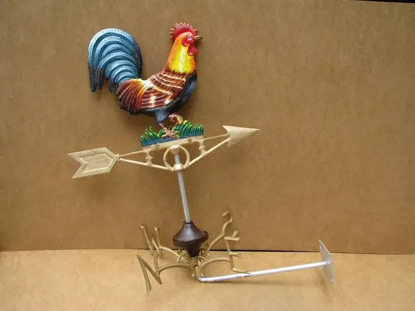 Kogut z blachy na dach - ozdobny symbol tradycji i stylu