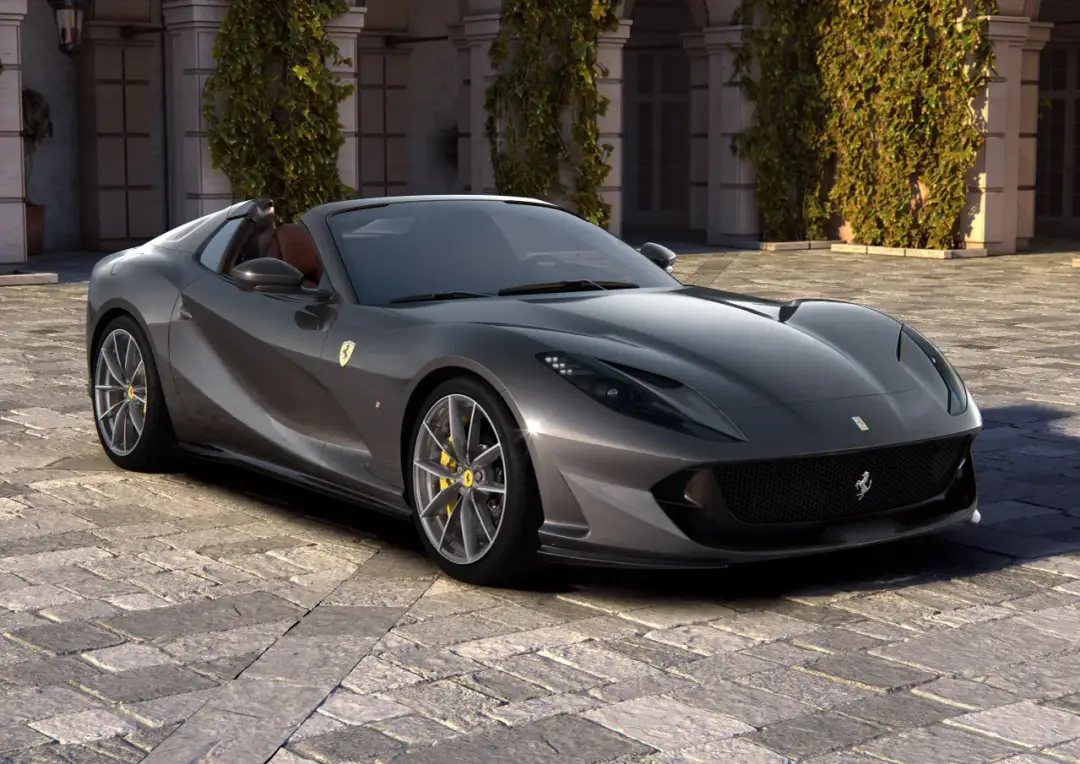 Ferrari 812 GTS: Ostatnie wolnossące V12? Pełna analiza.