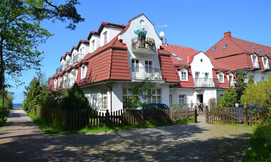 Dworek Prawdzic w Niechorzu - idealne miejsce na relaks nad morzem