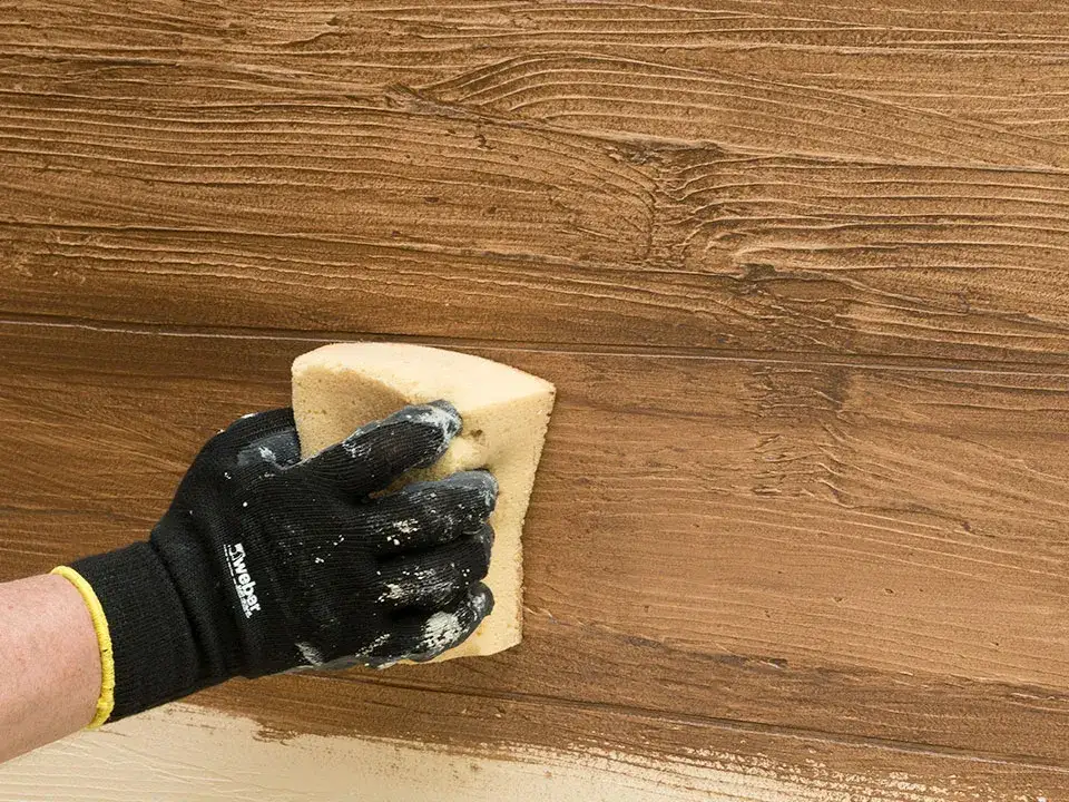 Tynk jak deska: Jak uzyskać efekt drewna bez kosztów i kłopotów