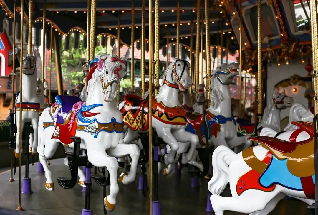 Najlepsze atrakcje Disneylandu, które musisz zobaczyć podczas wizyty