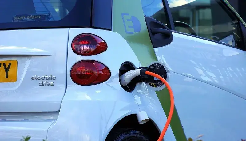 Niesamowite dopłaty na używane auta elektryczne. Ten ruch rządu może zaskoczyć każdego