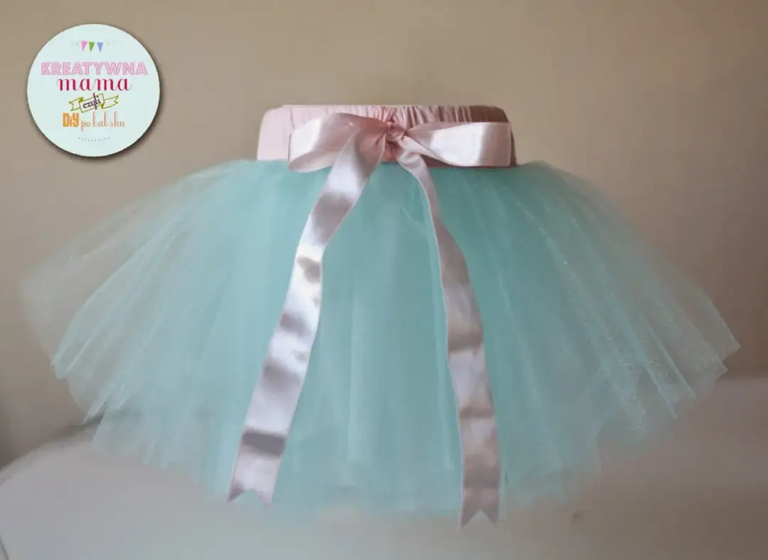 Uszyj spódnicę tiulową krok po kroku: prosty poradnik DIY!