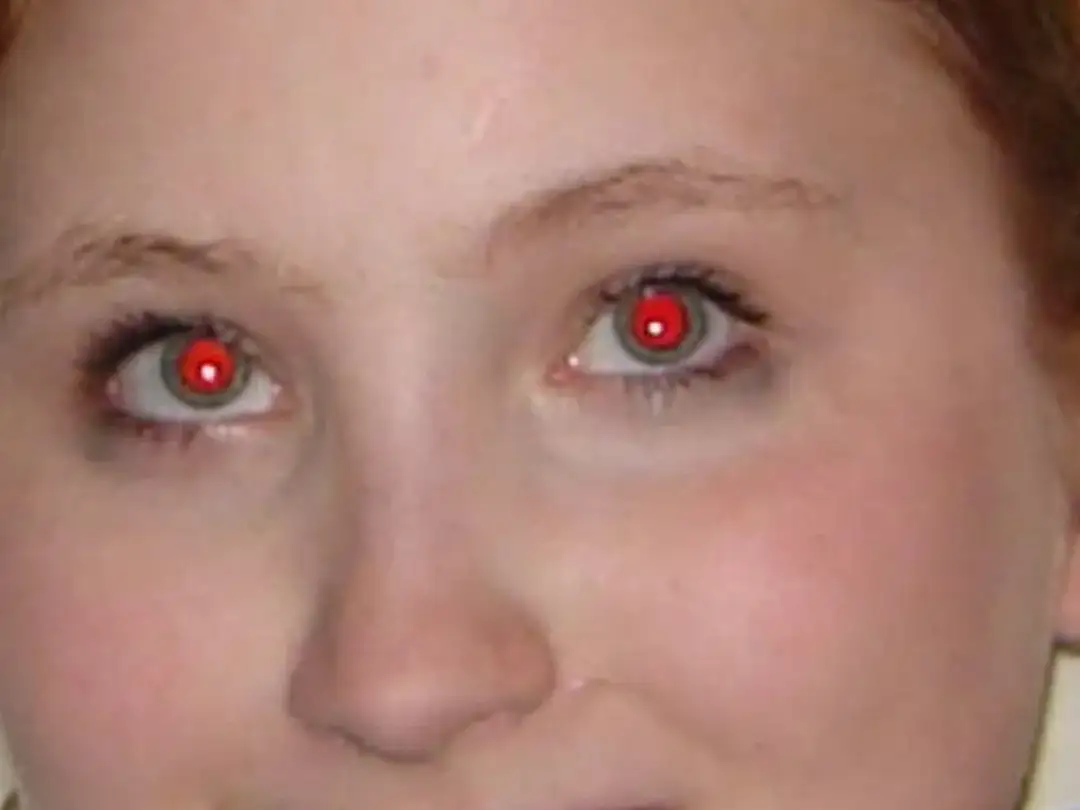 Jak zrobić czerwone oczy na zdjęciu - jak uzyskać profesjonalny efekt?