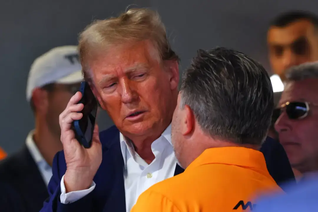 Zaskakujący powód wizyty Donalda Trumpa w McLarenie przed wyścigiem F1