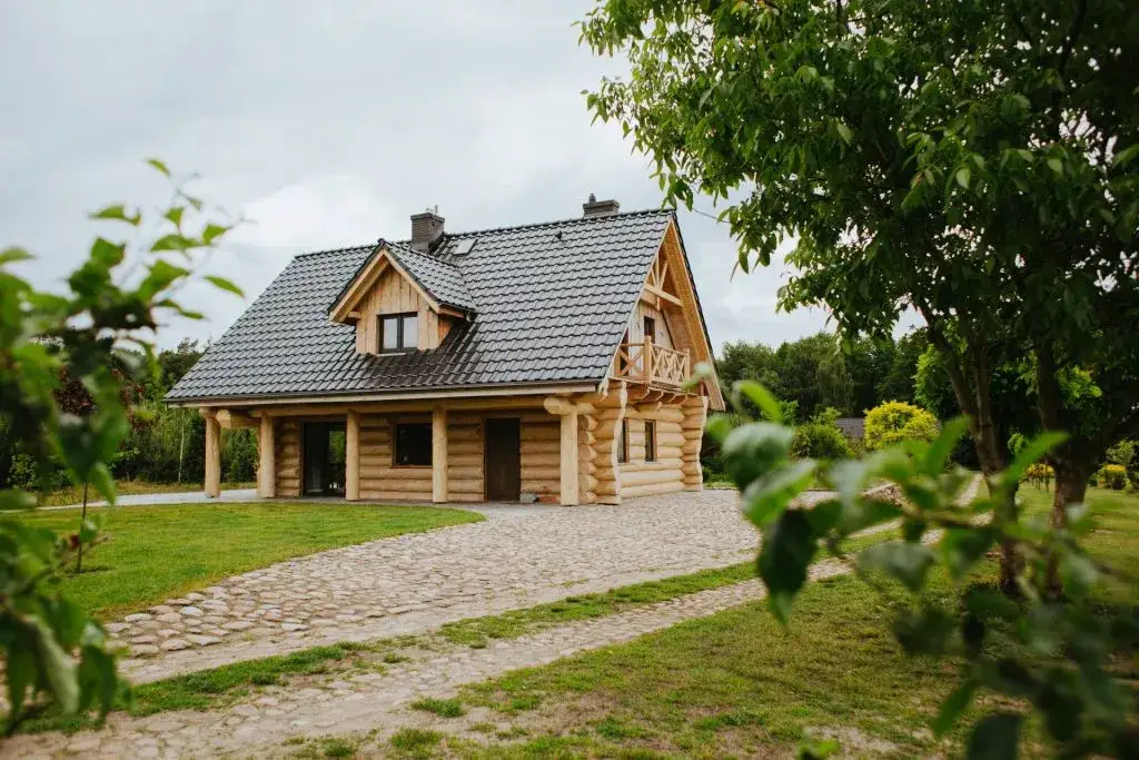 Dom nad łowiskiem - idealne miejsce na relaks w naturze z rodziną