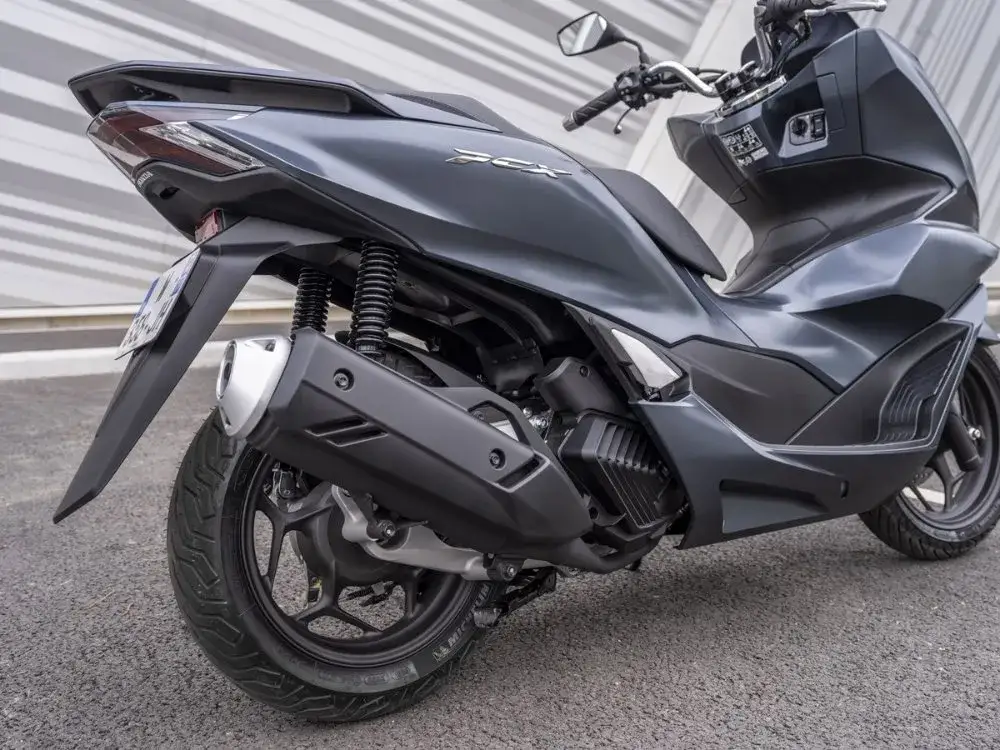 Jak wybrać najlepszy olej do silnika Honda PCX 125 i uniknąć problemów