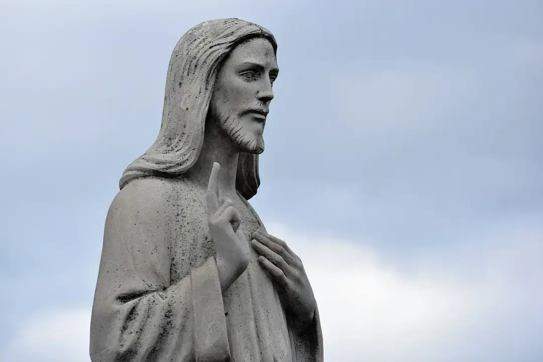 Kto to jest patron? Zrozumienie roli patrona w życiu chrześcijan