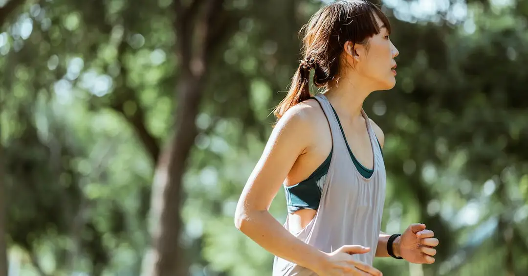 Dlaczego warto biegać wcześnie rano?