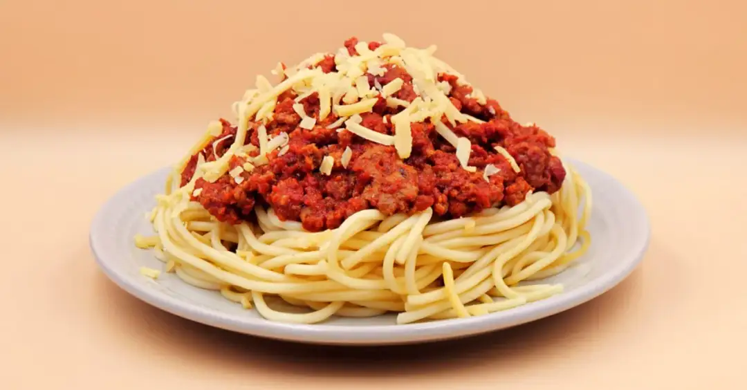 Ile kcal ma spaghetti bolognese z makaronem? Sprawdź, co jeść!