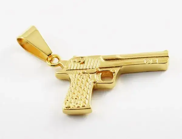 Naszyjnik z pistoletem co oznacza: symbolika, styl i bunt w modzie