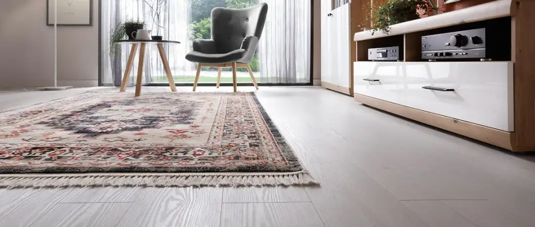 Jakie meble do szarych paneli – stwórz harmonijne wnętrze z klasą