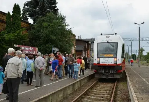 Jak dojechać do Ciechocinka pociągiem z Katowic - czas, bilety, rozkład jazdy