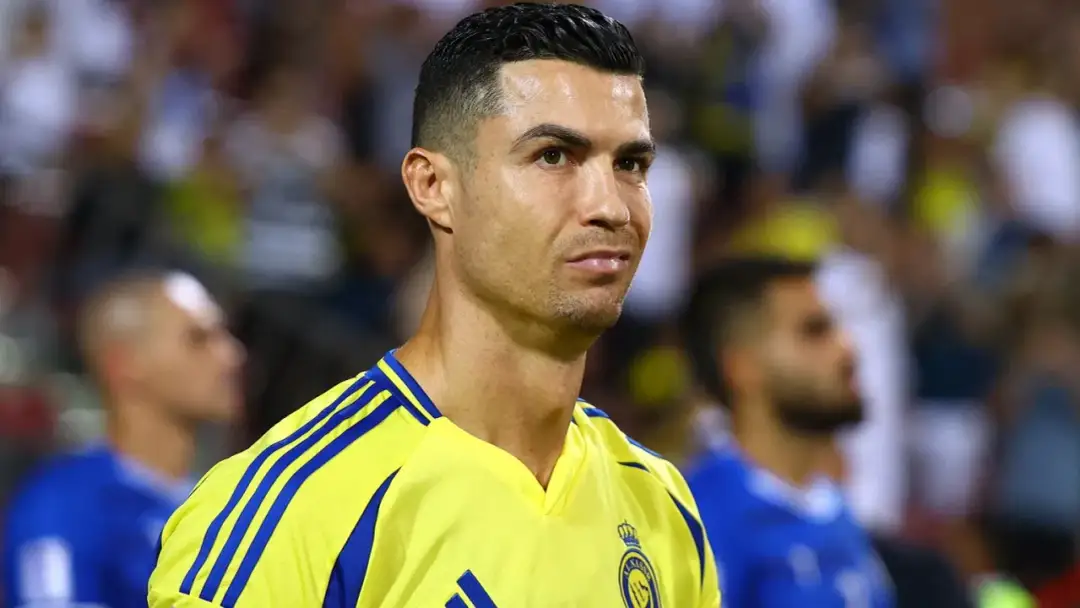 Ile zarabia Cristiano Ronaldo? Zaskakujące fakty o jego dochodach
