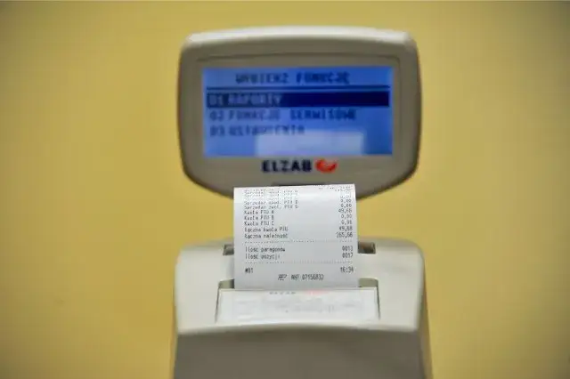 Kasy fiskalne na myjniach od kiedy? Poznaj nowe obowiązki i terminy