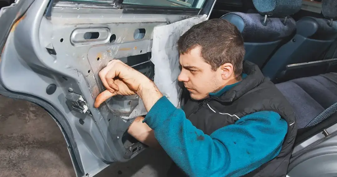 Jak naprawić centralny zamek Opel Meriva - uniknij kosztownych napraw