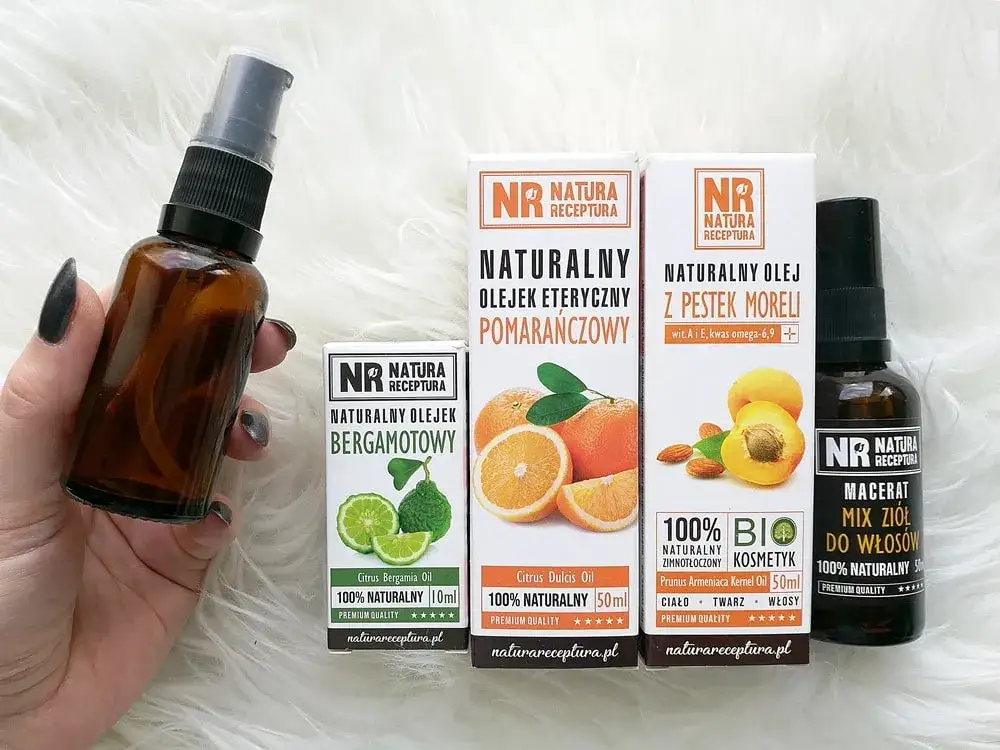 Jak zrobić olejek do włosów w 3 prostych krokach: przepis na gładkie włosy