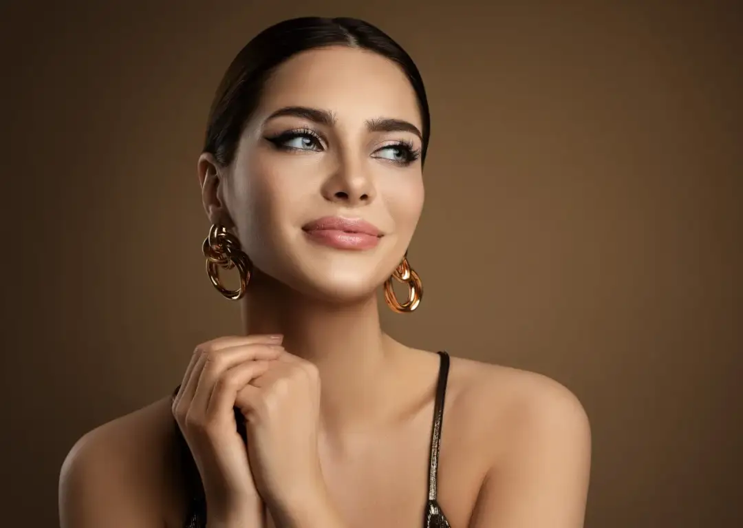 Jak utrwalić szminkę na dłużej i uniknąć jej rozmazywania