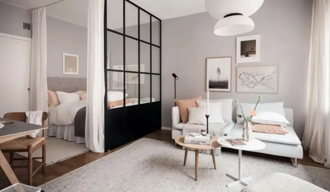 Jak oddzielić sypialnie od salonu - skuteczne sposoby na prywatność