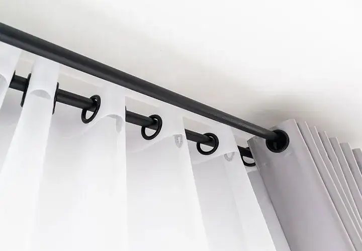 Jakie są teraz modne karnisze – trendy, które odmienią Twoje wnętrze