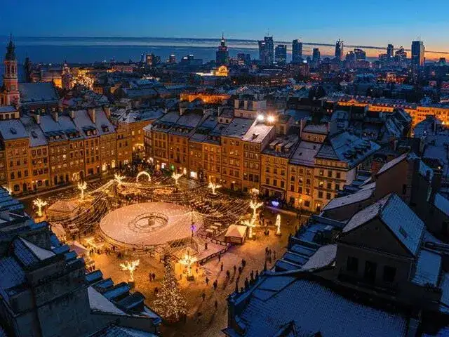 Co zwiedzić w Warszawie zimą? Odkryj ukryte atrakcje i wydarzenia