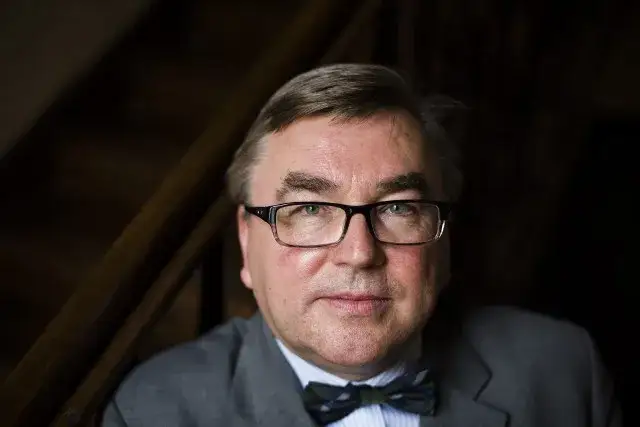 Marek Bankowicz o demokracji: kluczowe zasady i kontrowersje