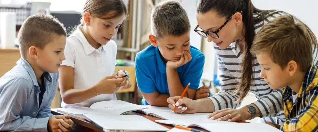 Zajęcia dodatkowe dla dzieci z autyzmem – wspieraj rozwój i umiejętności
