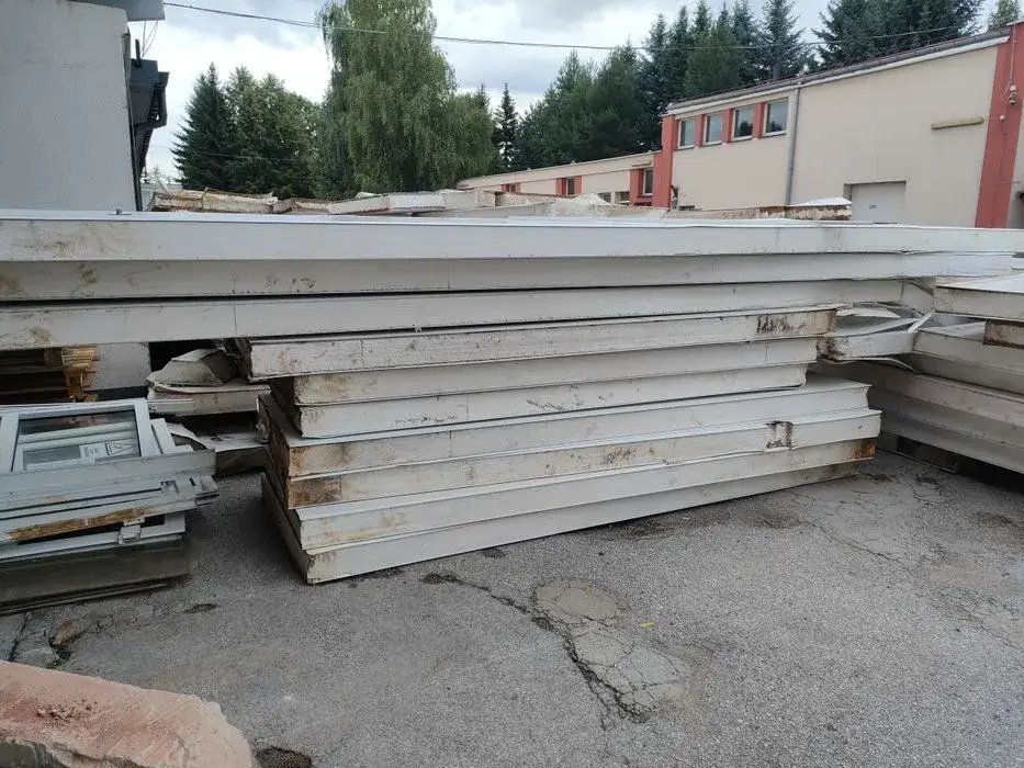 Płyta warstwowa z demontażu - Czy nadaje się do ponownego użycia?