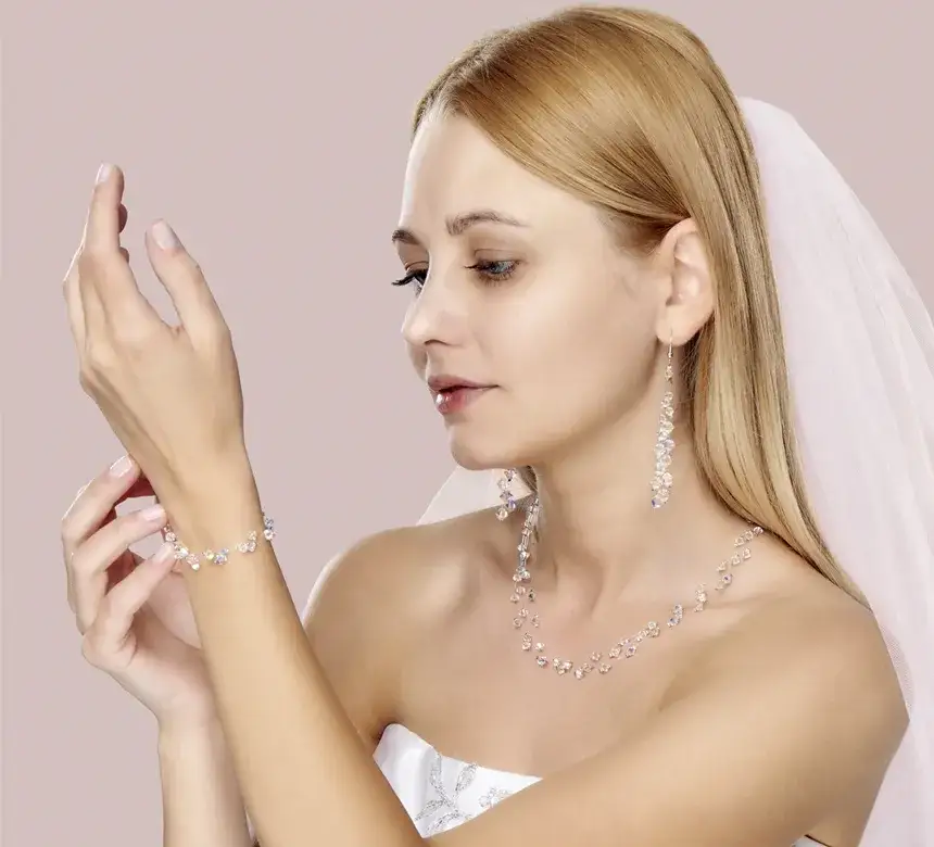 Jaki naszyjnik do sukni ślubnej? 7 kluczowych porad dla panny młodej