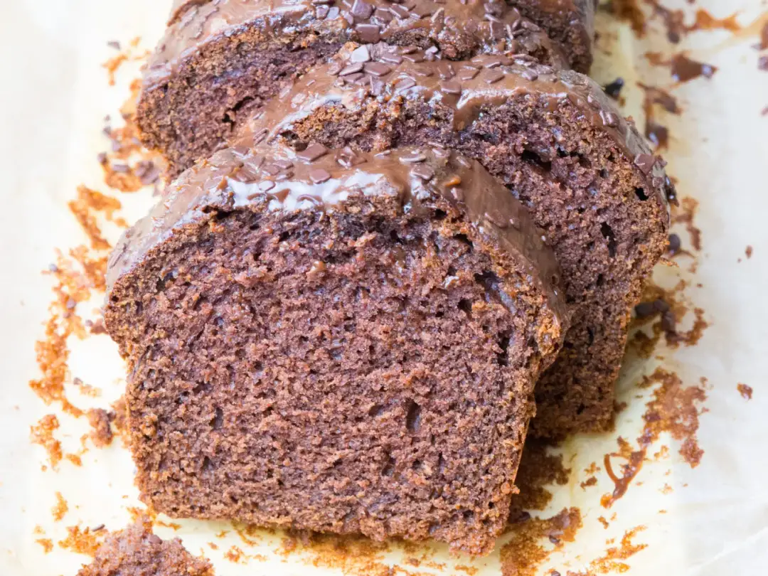 Jak upiec idealne ciasto czekoladowe – prosty przepis i wskazówki dla początkujących