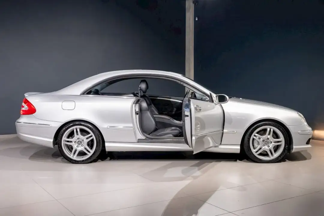 Mercedes CLK 55 AMG - luksusowy sportowy coupe, który warto mieć