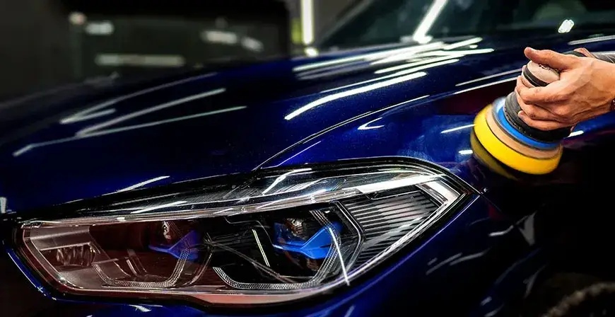 Czy warto polerować samochód? Odkryj zalety i ryzyka tego zabiegu