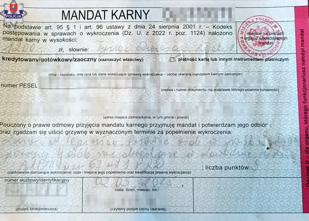 Prawo jazdy B: Ile osób w busie? Uniknij mandatu!