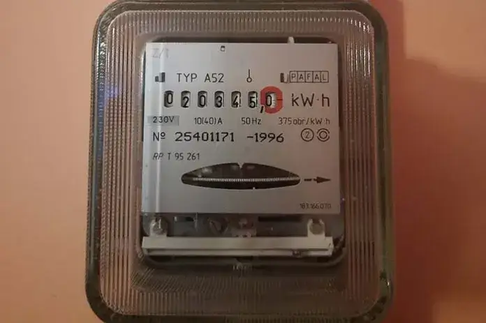 Tańszy prąd dla rolników: Opcje oszczędnościowe i jak aplikować?