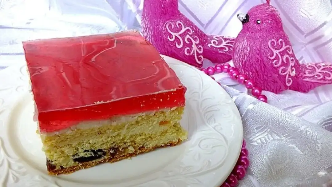 Przepis na sernik gotowany z kruchym ciastem – jak uniknąć błędów i osiągnąć idealną konsystencję